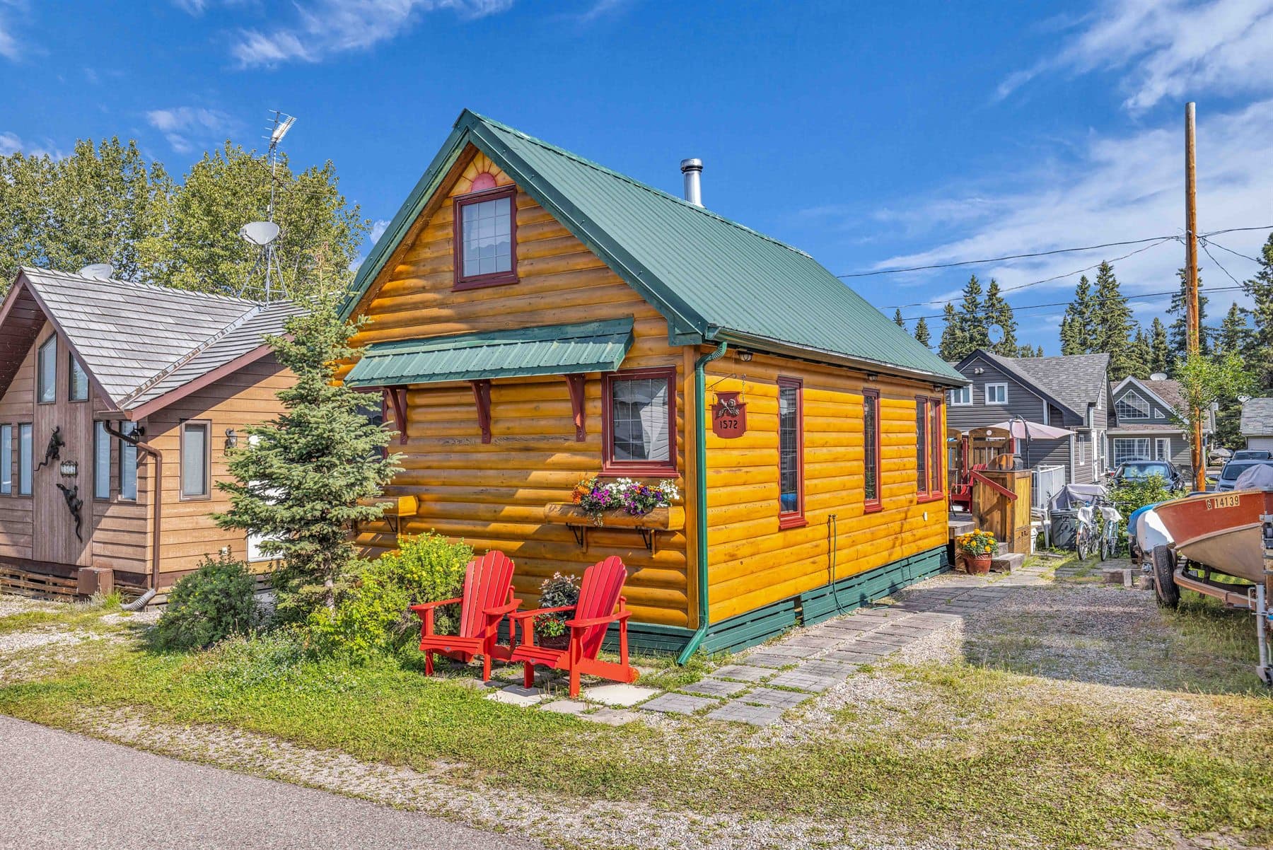 Saskatoon exterior real estate photography - residential listing curb appeal