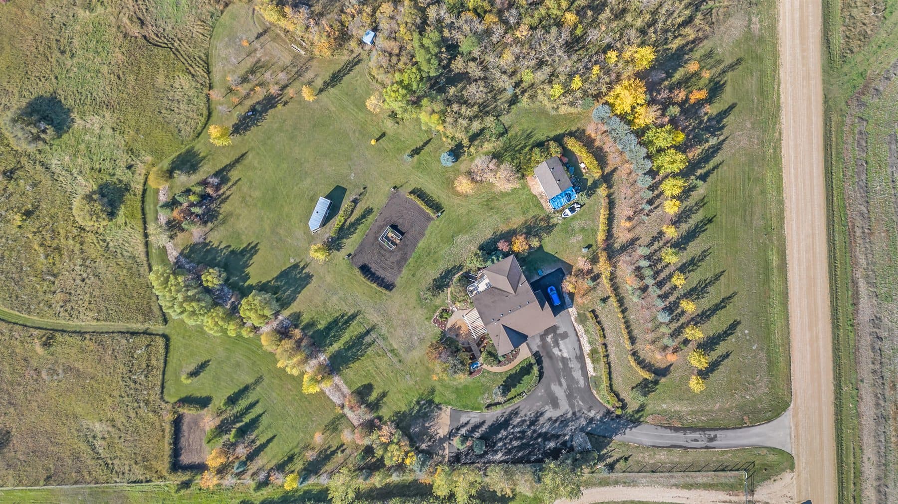 Saskatoon drone real estate photography showing property and neighbourhood context